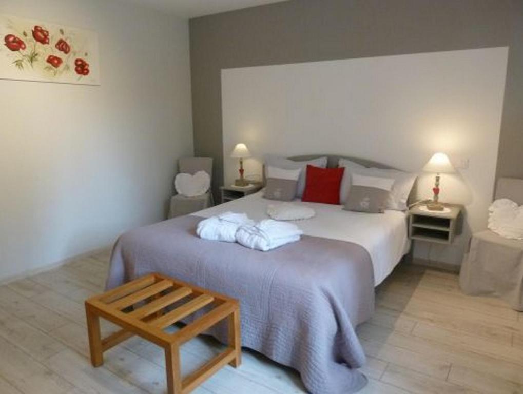 Chambres D'Hotes De La Junchere Saint-Hilaire-de-Court Bilik gambar