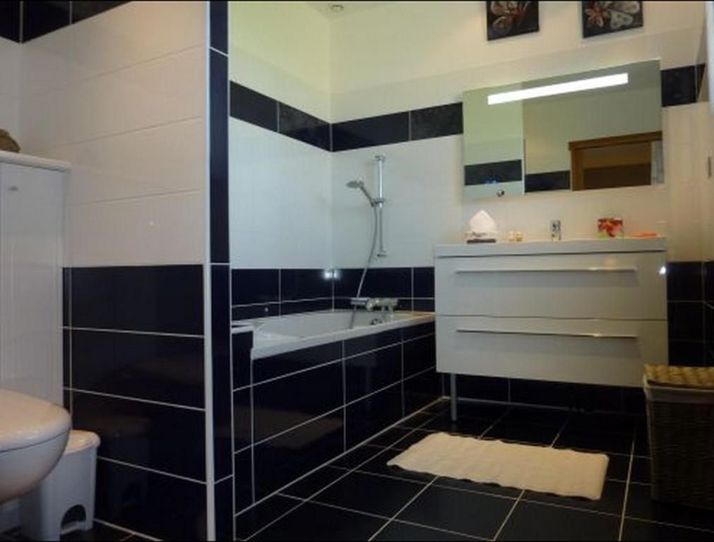Chambres D'Hotes De La Junchere Saint-Hilaire-de-Court Bilik gambar
