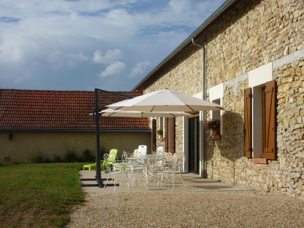 Chambres D'Hotes De La Junchere Saint-Hilaire-de-Court Luaran gambar